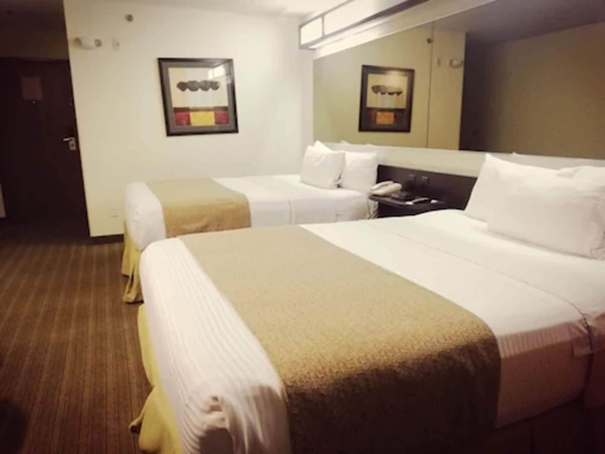 Microtel Inn And Suites By Wyndham Τολούκα Εξωτερικό φωτογραφία
