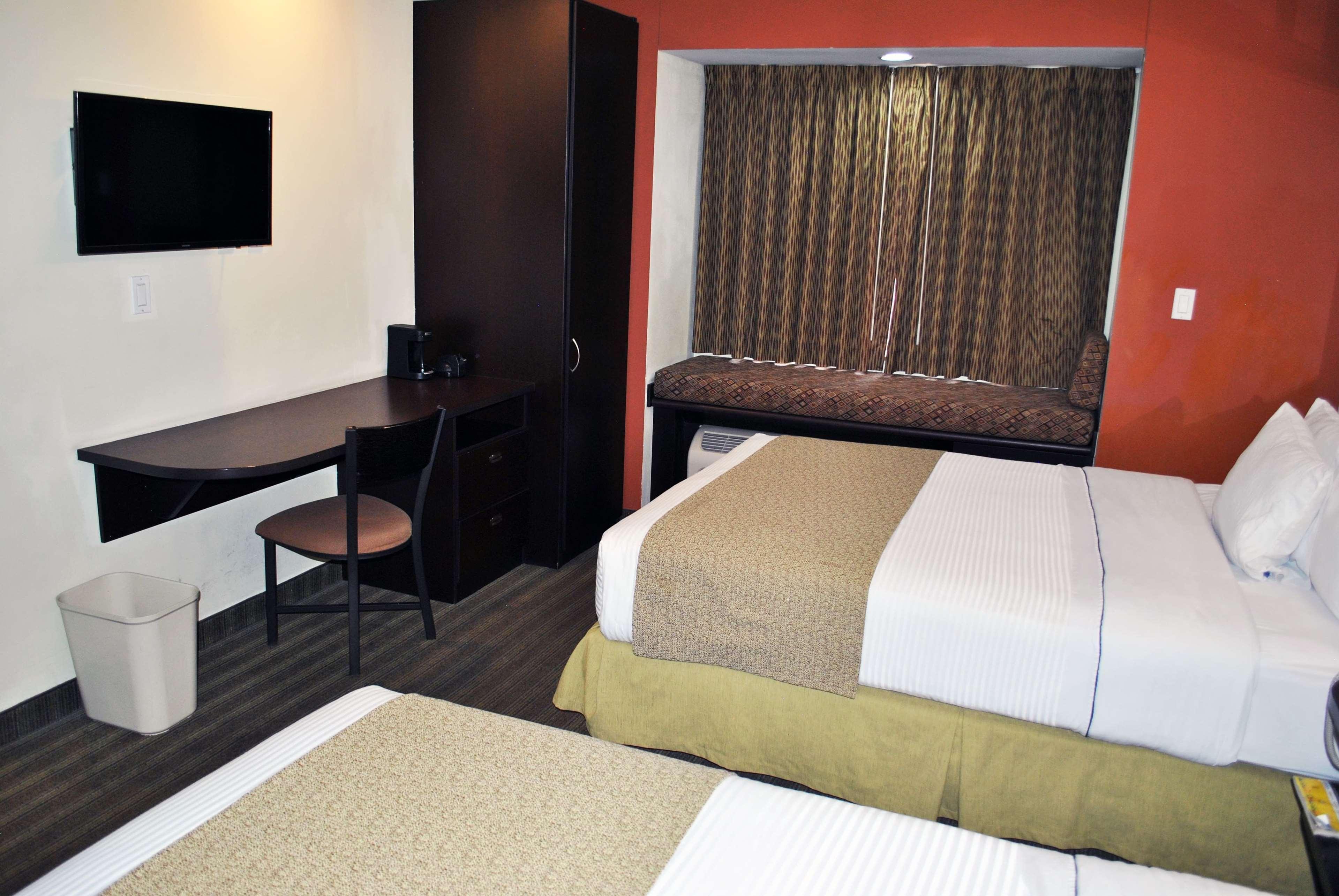 Microtel Inn And Suites By Wyndham Τολούκα Εξωτερικό φωτογραφία