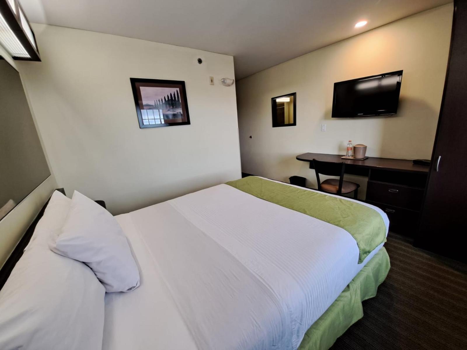 Microtel Inn And Suites By Wyndham Τολούκα Εξωτερικό φωτογραφία