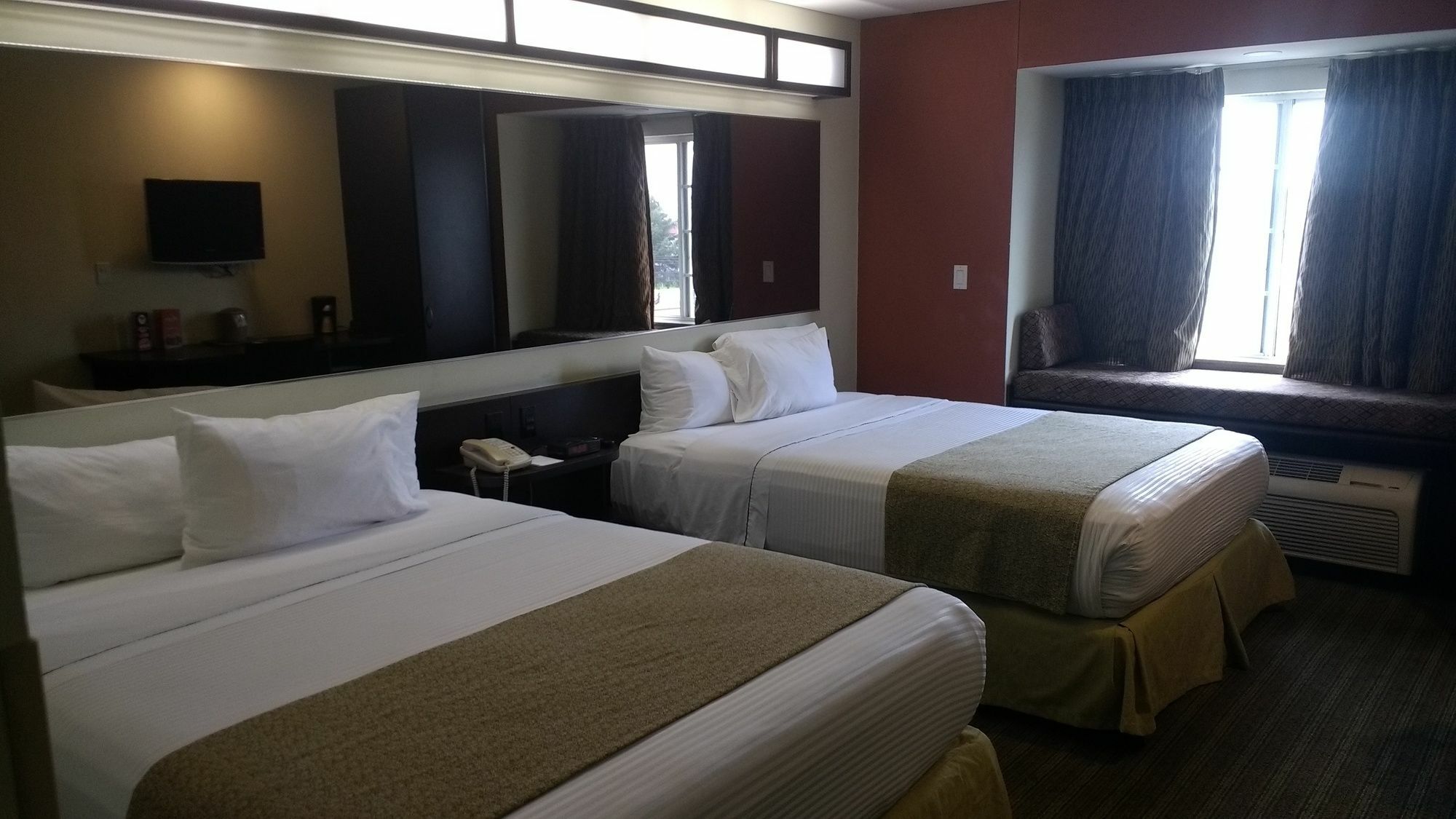Microtel Inn And Suites By Wyndham Τολούκα Εξωτερικό φωτογραφία